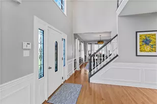 1046 Woodridge Dr, North Strabane, PA 15317 - Photo 5