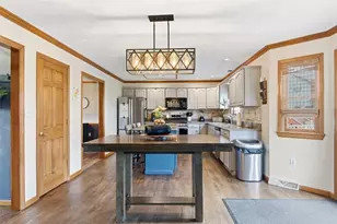 1007 Braemar Dr, Jeannette, PA 15644 - Photo 17