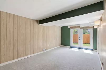 25 Krist Glen Dr, Pittsburgh, PA 15218 - Photo 3