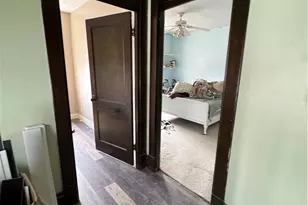 417 Fisher St, Pittsburgh, PA 15210 - Photo 19