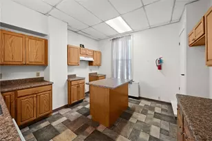 910 E Maiden St, Washington, PA 15301 - Photo 9