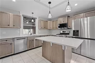 2611 Broadway Ave, Pittsburgh, PA 15216 - Photo 15