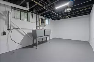 2611 Broadway Ave, Pittsburgh, PA 15216 - Photo 41