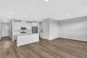 126 Scotland Ln, Harmony Boro, PA 16037 - Photo 11