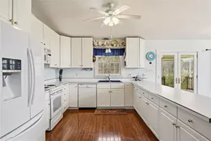 20 Walker Rd, Jefferson, PA 15021 - Photo 9