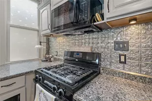 220 Bronx Ave, Pittsburgh, PA 15229 - Photo 15