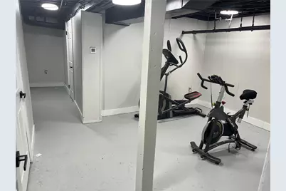 220 Bronx Ave, Pittsburgh, PA 15229 - Photo 25