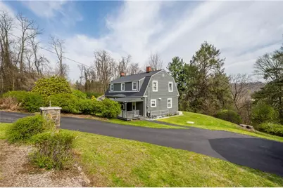 705 Walnut Street, Moon/Crescent Twp, PA 15046 - Photo 3
