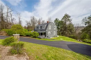 705 Walnut St, Moon/Crescent Twp, PA 15046 - Photo 3
