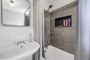 1034 Myrtle Pl, Sharon, PA 16146 - Photo 17