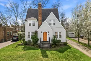 1034 Myrtle Pl, Sharon, PA 16146 - Photo 1