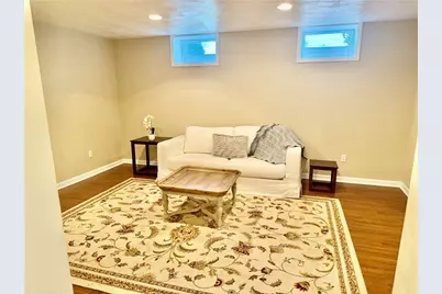 211 Lesnett Rd, Pittsburgh, PA 15241 - Photo 21