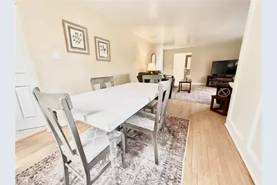 211 Lesnett Rd, Pittsburgh, PA 15241 - Photo 15