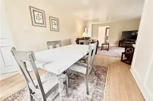211 Lesnett Rd, Pittsburgh, PA 15241 - Photo 15