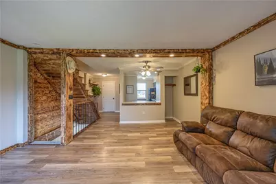 127 Forest Dr, Seven Fields Boro, PA 16046 - Photo 5