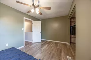 127 Forest Dr, Seven Fields Boro, PA 16046 - Photo 11