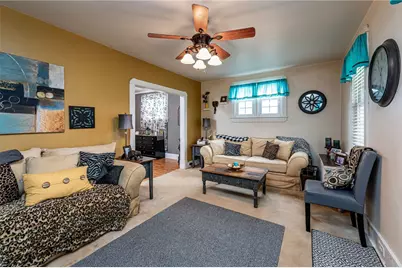 136 Violet Street, Westmont Hilltop School District, PA 15905 - Photo 7