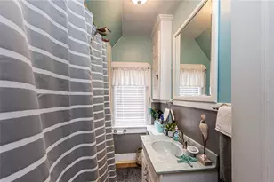 136 Violet St, Westmont Hilltop School District, PA 15905 - Photo 23