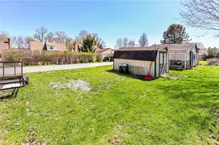 136 Violet St, Westmont Hilltop School District, PA 15905 - Photo 31