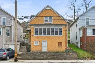 323 Hillside Ave, Ellwood City, PA 16117 - Photo 1