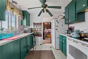 1781 Ivanhoe Dr, North Huntingdon, PA 15642 - Photo 7