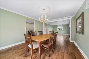 405 Laurelwood Dr, Pittsburgh, PA 15116 - Photo 7