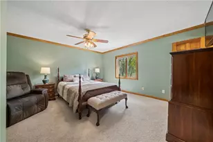 405 Laurelwood Dr, Pittsburgh, PA 15116 - Photo 23