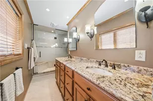 405 Laurelwood Dr, Pittsburgh, PA 15116 - Photo 21