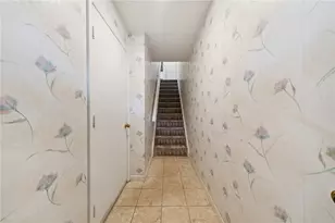 127 Parliament Pl, Pittsburgh, PA 15236 - Photo 5