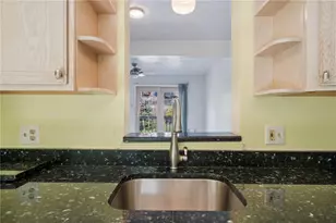 127 Parliament Pl, Pittsburgh, PA 15236 - Photo 11