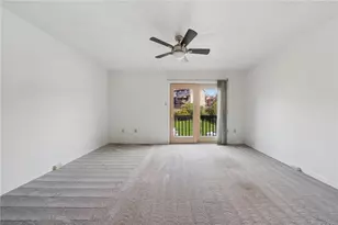 127 Parliament Pl, Pittsburgh, PA 15236 - Photo 9