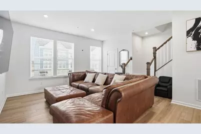 239 Truth Cir, Jackson Township, PA 16037 - Photo 5