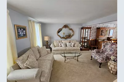 232 Oberlin Dr, Center Township, PA 16001 - Photo 5