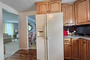 232 Oberlin Dr, Center Township, PA 16001 - Photo 23