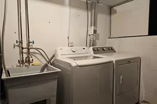 232 Oberlin Dr, Center Township, PA 16001 - Photo 35