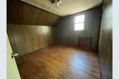 439 Malleable St, Sharon, PA 16146 - Photo 23