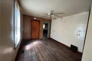 439 Malleable St, Sharon, PA 16146 - Photo 13