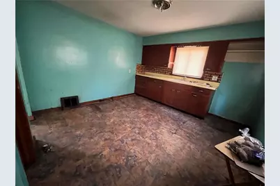 439 Malleable St, Sharon, PA 16146 - Photo 17