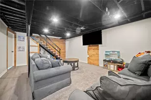 4030 Lebanon Church Rd, West Mifflin, PA 15122 - Photo 29