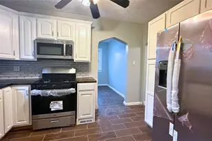 2518 Bethel Church Rd, Bethel Park, PA 15102 - Photo 17