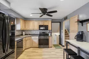 295 Ben Til Dr, Pittsburgh, PA 15236 - Photo 13