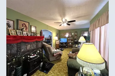 328 Vernon Ct, Sharon, PA 16146 - Photo 5