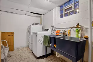 111 Woodshire Dr, Pittsburgh, PA 15215 - Photo 39