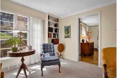 111 Woodshire Dr, Pittsburgh, PA 15215 - Photo 7