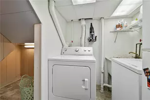 1160 Chislett St, Pittsburgh, PA 15206 - Photo 25