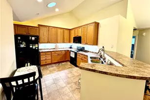 2023 Sonoma Valley Dr, Connoquenessing Township, PA 16053 - Photo 7