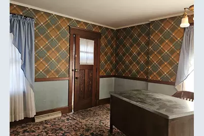 705 Laughlin Avenue, Aliquippa, PA 15001 - Photo 17