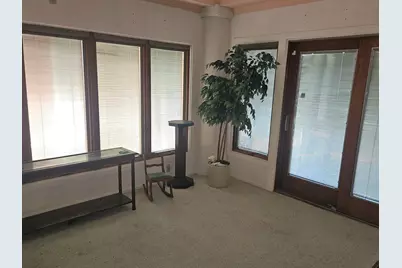 705 Laughlin Avenue, Aliquippa, PA 15001 - Photo 11