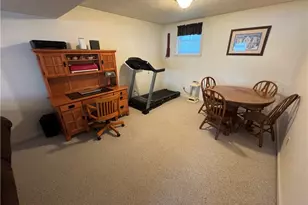 208 Pats Dr, Rostraver, PA 15012 - Photo 25