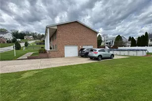 208 Pats Dr, Rostraver, PA 15012 - Photo 35